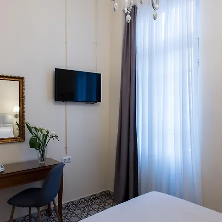 Old Town Guest house 4*