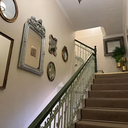 Old Town Pensjonat 4*