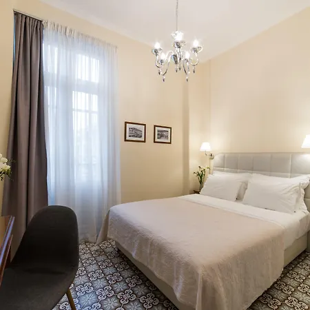 Old Town 4*